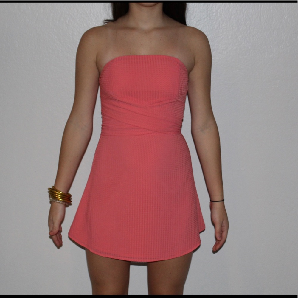 strapless dress